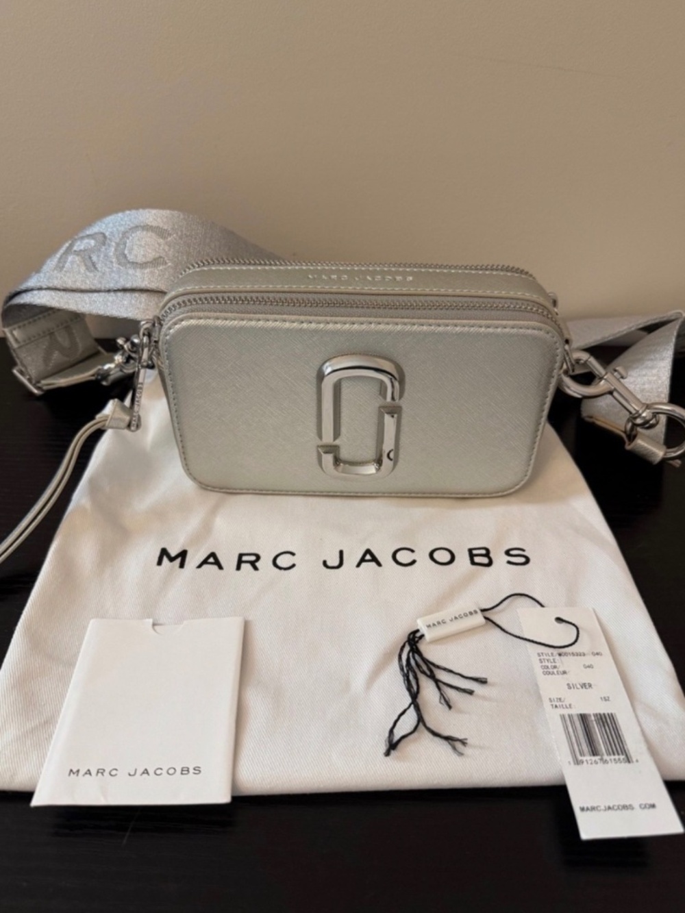 Marc Jacobs Snapshot Handbag in Silver